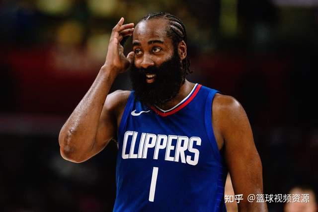 杜兰特23分詹姆斯21+9 美国男篮大胜塞尔维亚